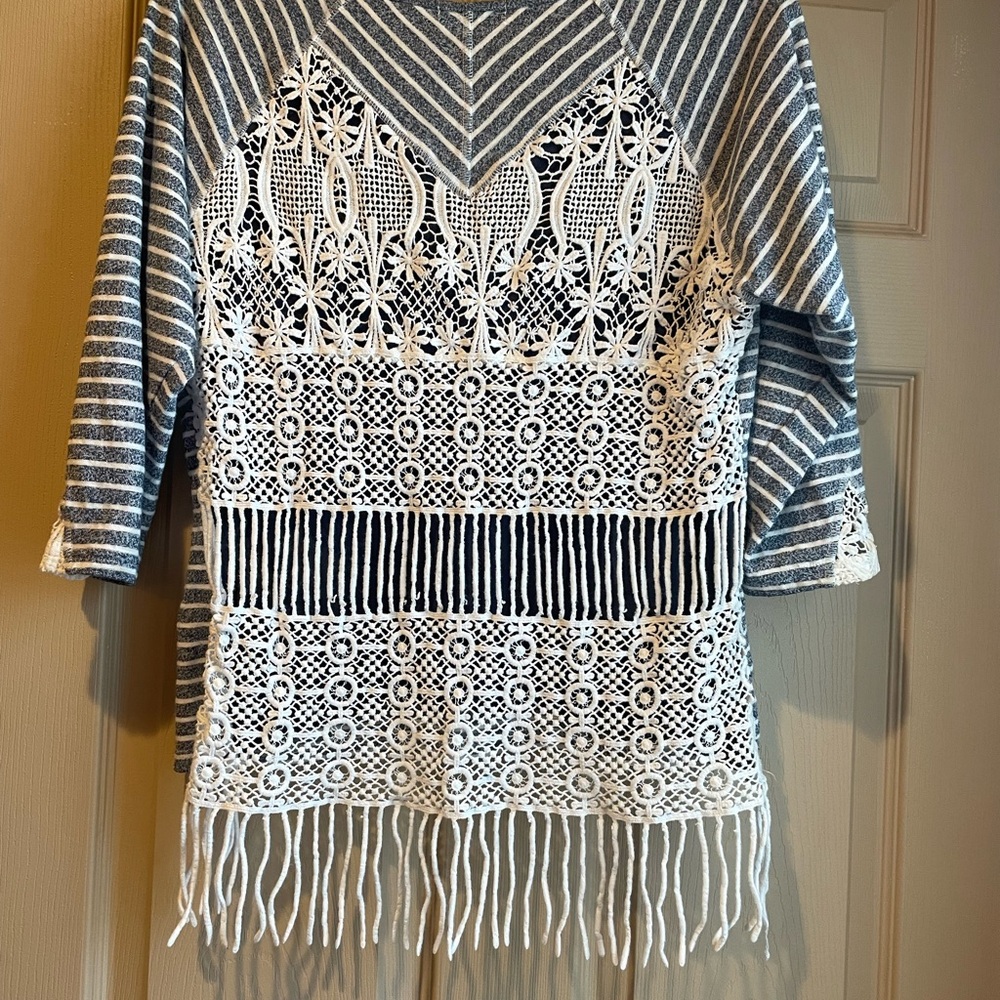Erin London Striped Gray/Blue and White Crochet Top with Fringe, Size M